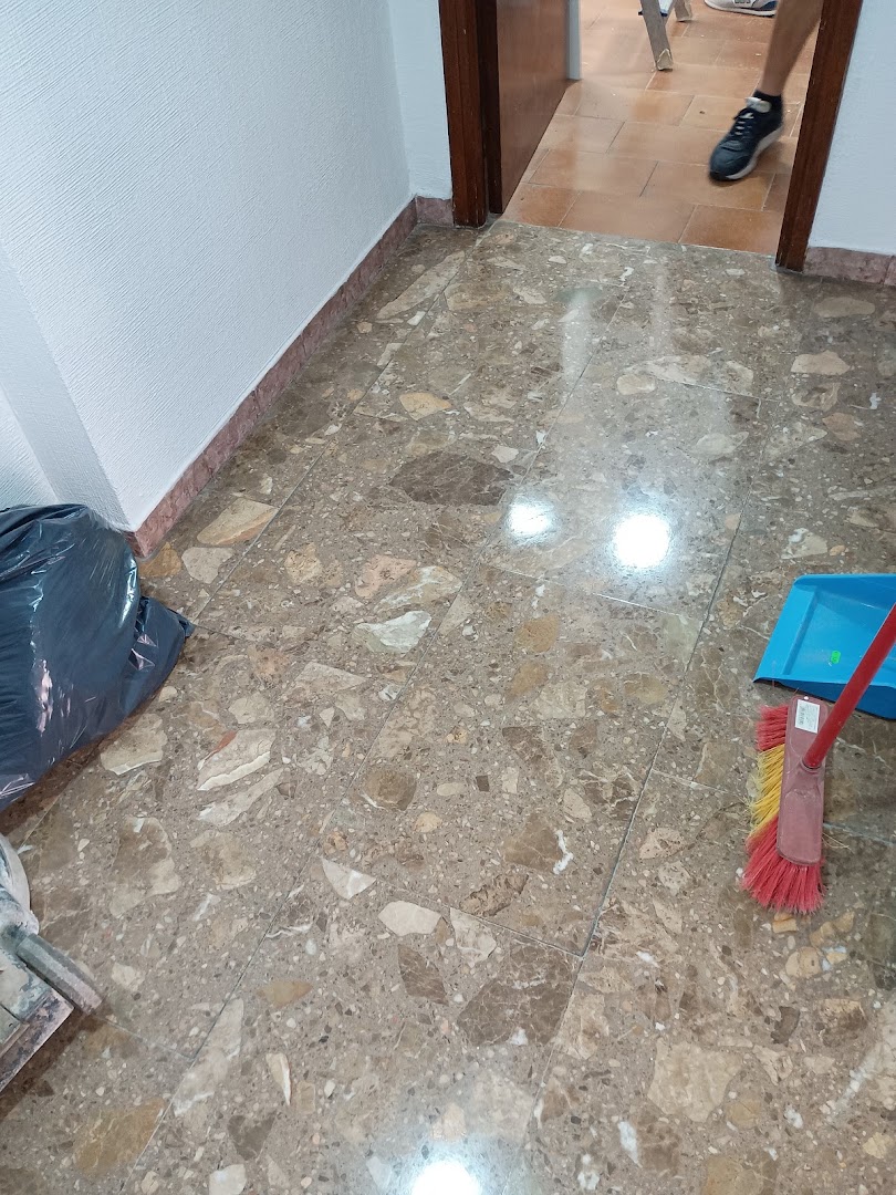 Pintor Francisco Javier Verdute Andaluz — Fotos 7